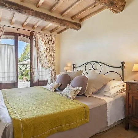 Villa Astro 16 Tocchi
